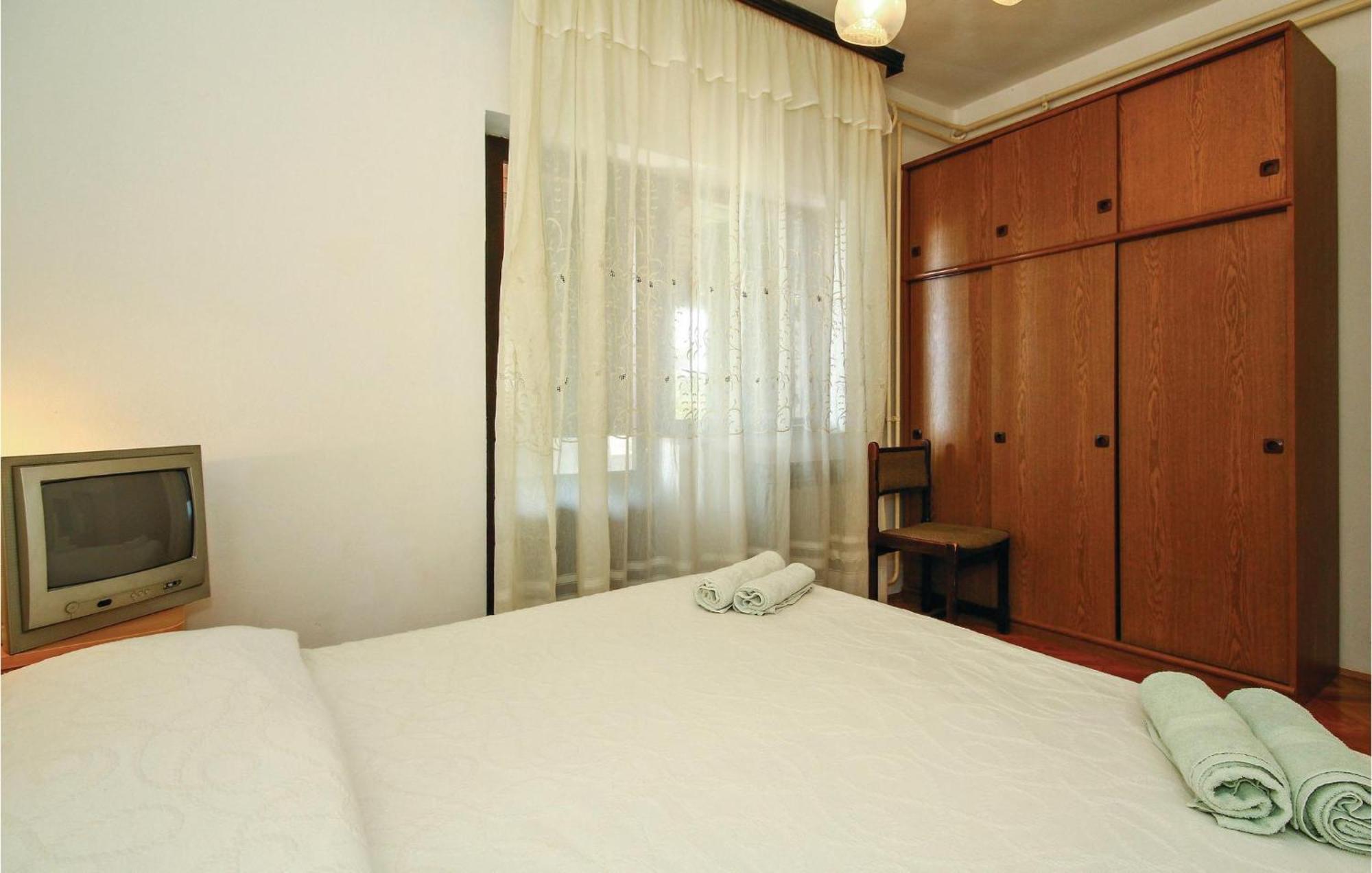 Beautiful Apartment In Porec With Wifi Экстерьер фото